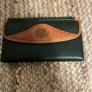 Vintage Dooney & Bourke all leather wallet